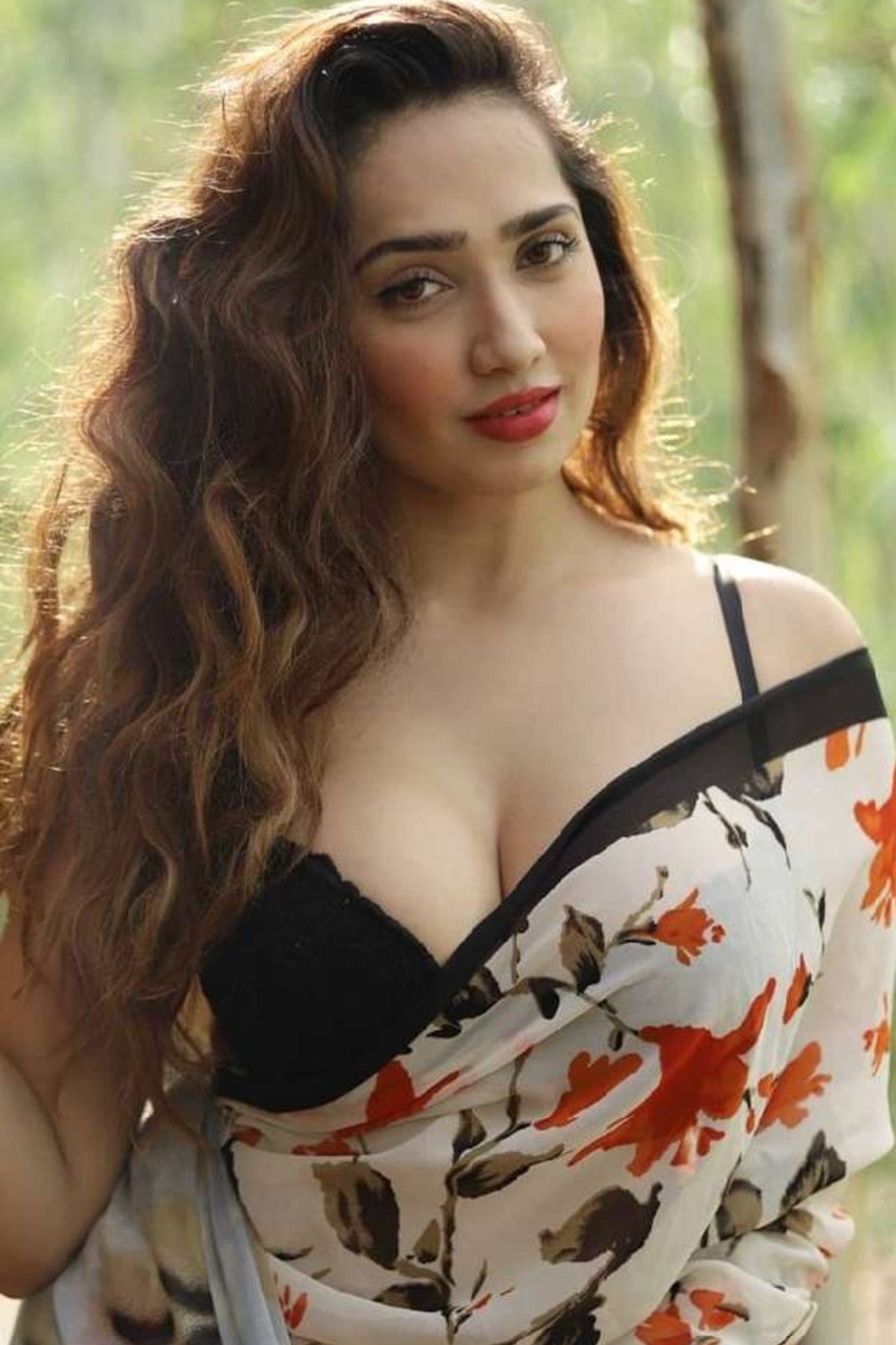 Aditi mistry saree live In HD