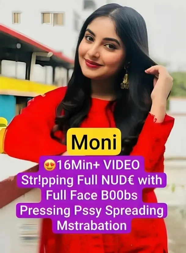 Tiktoker Moni Chamet Goes Fully Nude, Spreads Pussy & Presses Boobs Live On Camera