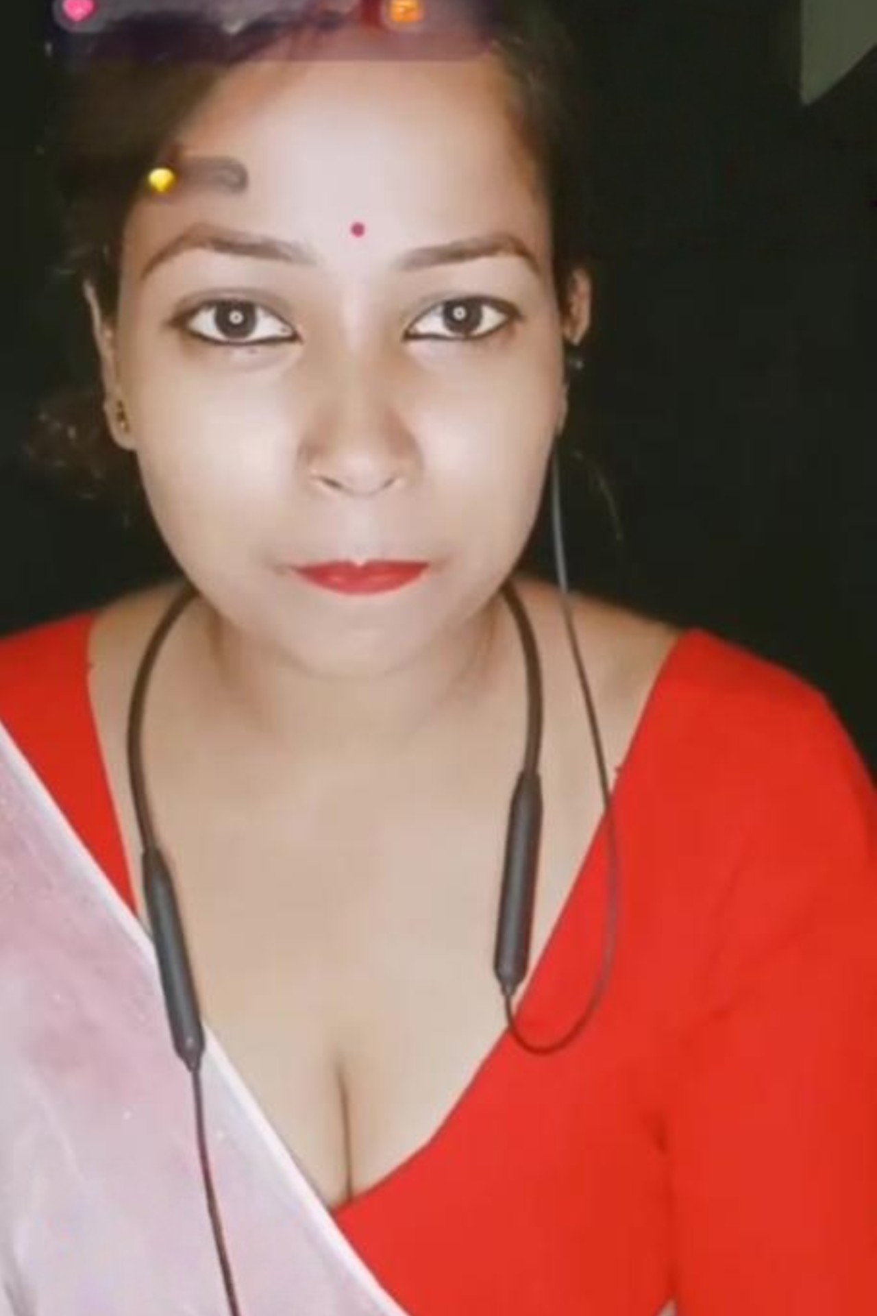 juye Bengali Bhabi Showing Boobs Pussy on Chamet Live with Face
