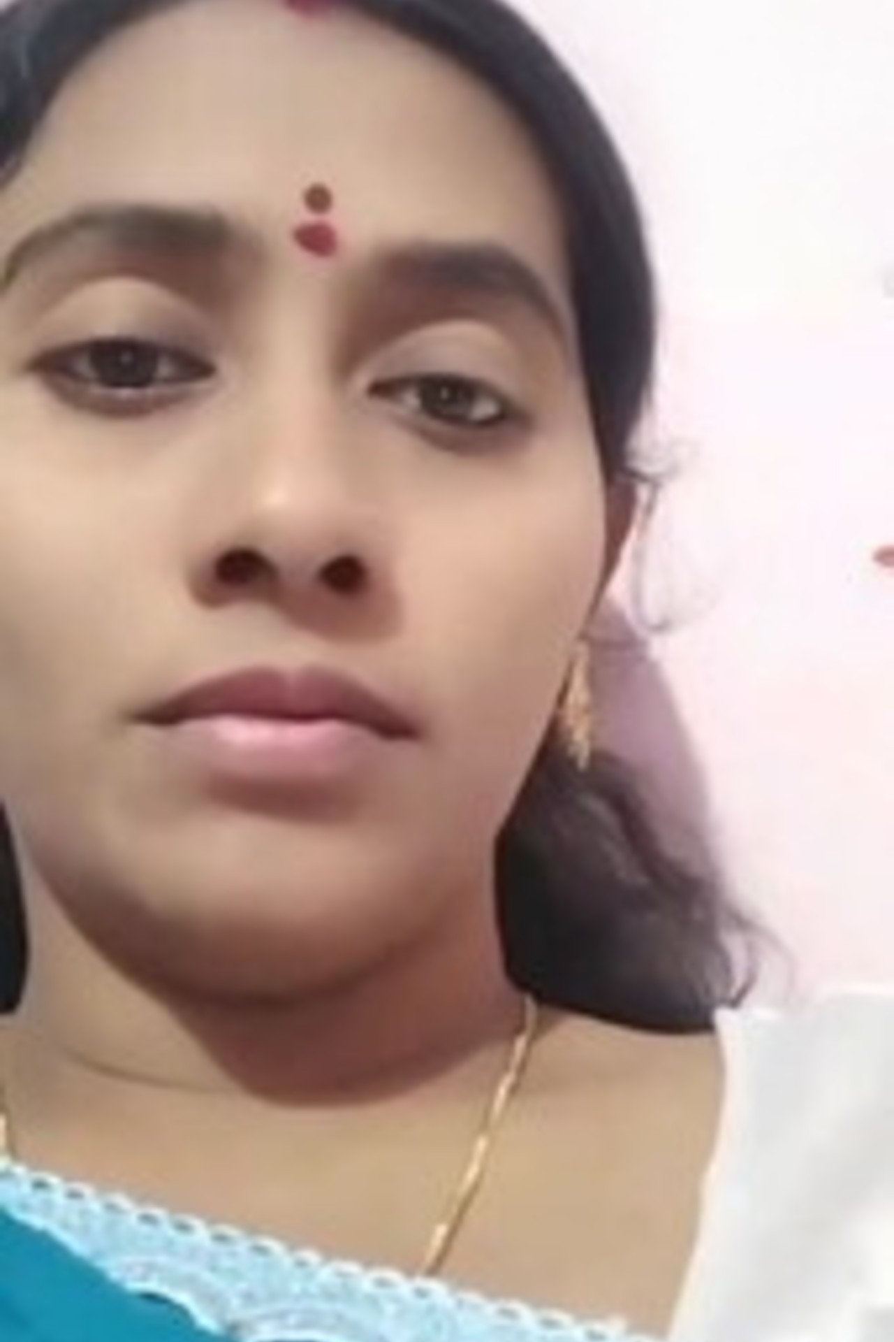 Angel123 Showing Her Big Boobs and Spreads Pussy on Chamet Live