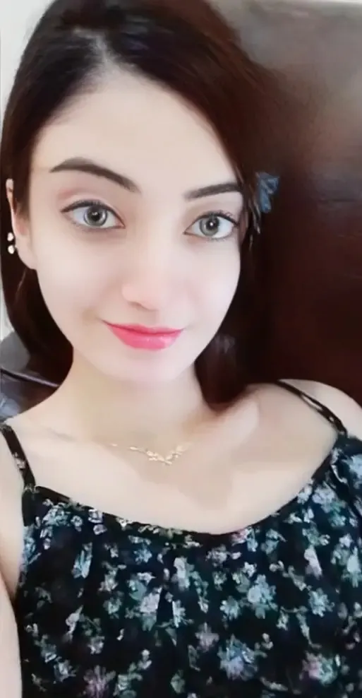 Pakistani Chamet Girl Showing Her Hairy Pussy and Hard Nipples for All
