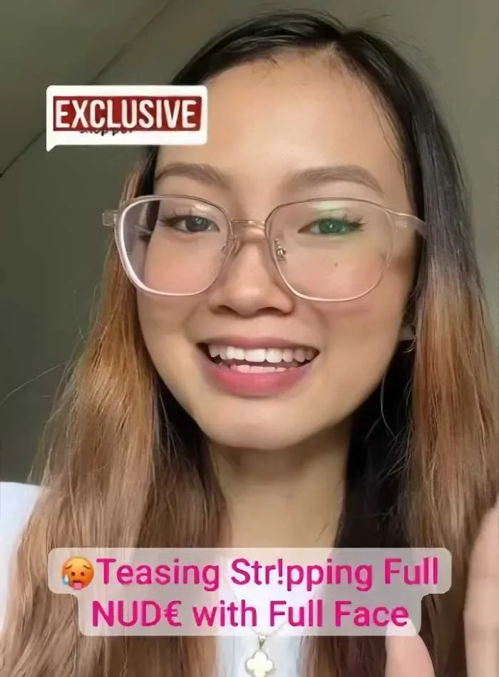 🥵Hot Tiktoker Latest Most Exclusive Viral Video Teasing Str!pping Full NUD€ with Full Face🍑💦!! Don't Miss🥵🔥