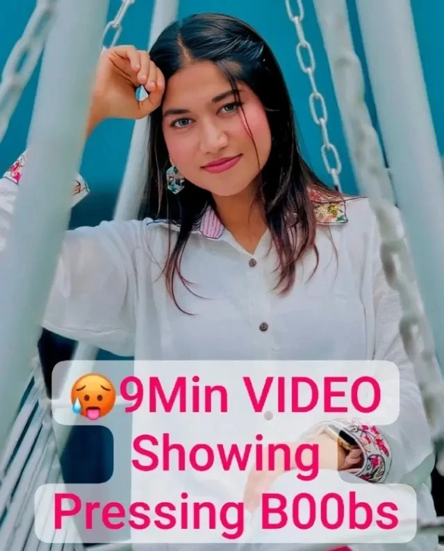 🥵Beautiful Snapchat Queen Latest Most Exclusive Viral Full 9Min VIDEO Showing Pressing B00bs Compilation💦!! Don't Miss🥵🔥
