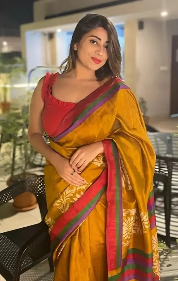😍Extremely Beautiful Busty Bengali Model & Instagram Influencer Fariha Khan aka Fariha Priyam Full Nude Videos Showing Everything & Full Nude Homemade Modeling🥵💦