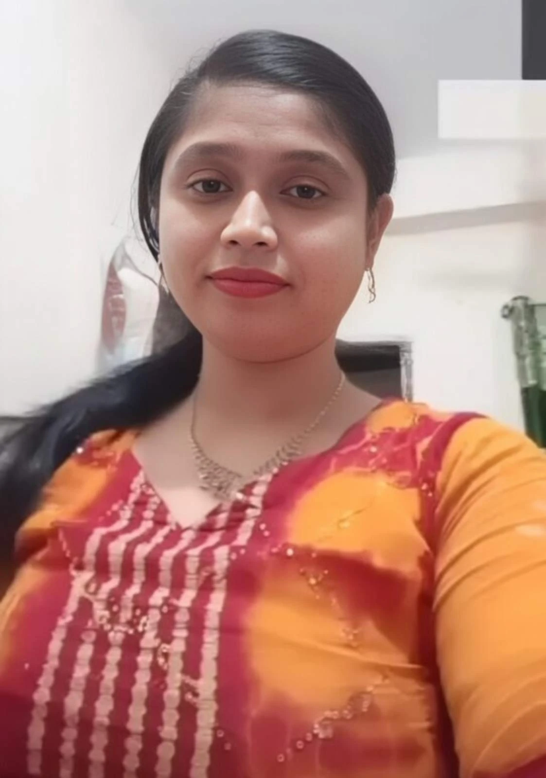 Bangladeshi Village Bhabhi Tango Paid Private Showing Showing Hot Boobs and Tight Shaved Pussy to Clint
