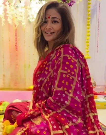 🥵KIRAN RATHORE Famous Actress First Time Ever Full Uncensored Boobs Show & Pressing UPDATE Total 5 VIDEO'S💦!! Don't Miss🥵🔥
