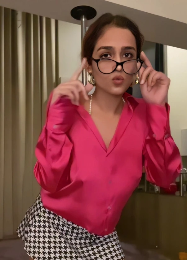😍Psyflora AKA Tara Kundale New Pole Dance Video Full Nude Stripping 🥵💦