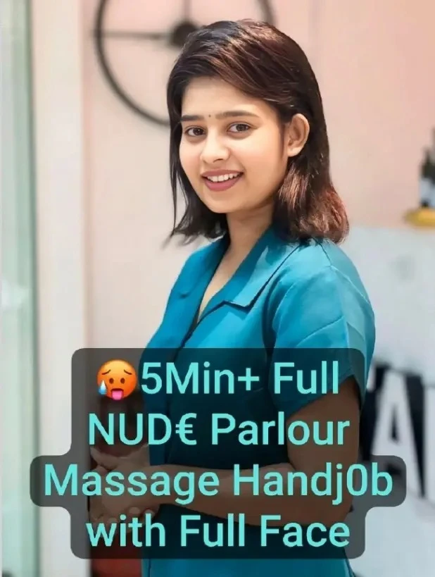 🎁Beautiful Mallu Receptionist Latest Most Exclusive Viral 5Min+. Parlour VIDEO Giving Full NUDE Handjob Massage with Full Face💦!! Don't Miss🥵