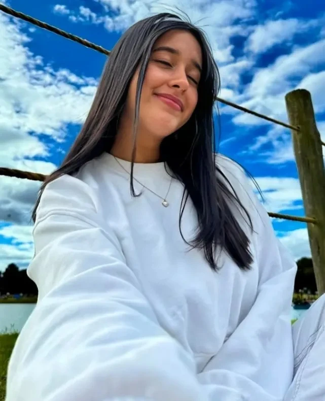 😍Trending on Twitter Beautiful Viral Meme Girl Zoe Blake Total 6 VIDEO'S Full NUDE Vibrator Mstrbation with Hot Expressions💦!! Don't Miss🥵🔥