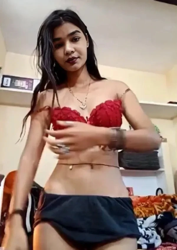 😍Super hot Stripchat Girl 2 Videos Full Nude Rubbing her Pussy Spreading Ass💦🥵
